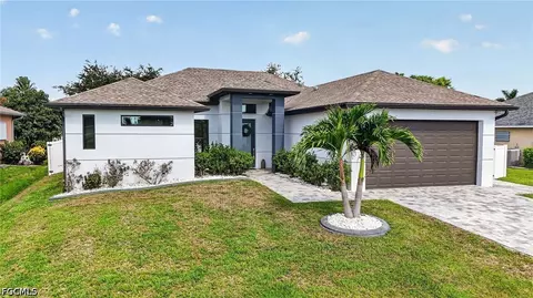 420 SW 29th Ave, Cape Coral, FL 33991