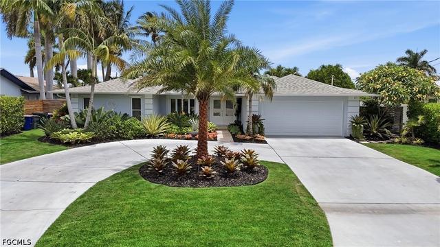 405 Prather Dr, Fort Myers, FL 33919