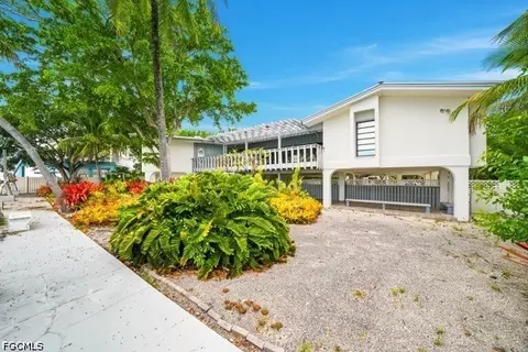 Exterior - 154 Redwing Rd, Tavernier, FL 33070 photo 1 of 5