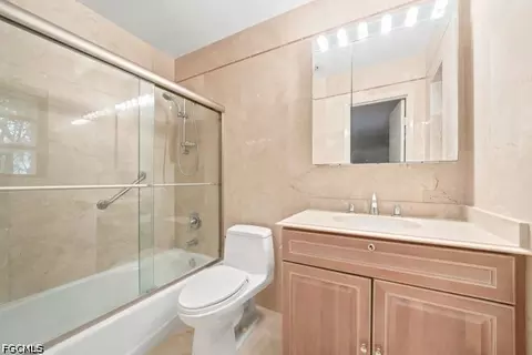 Bath - 154 Redwing Rd, Tavernier, FL 33070 photo 3 of 5