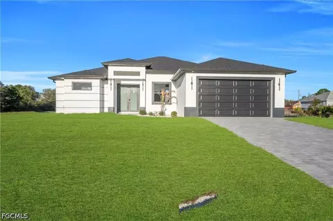 2503 15th St W, Lehigh Acres, FL 33971