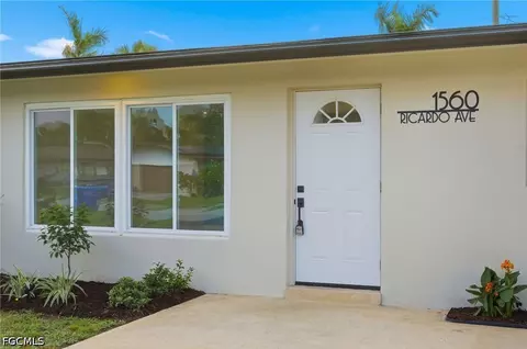 1560 Ricardo Ave, Fort Myers, FL 33901