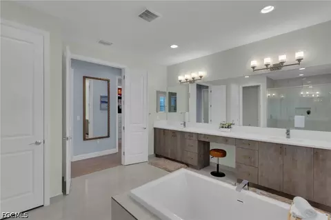 Bath - 21108 Teak Tree Ter, Estero, FL 33928 photo 3 of 6
