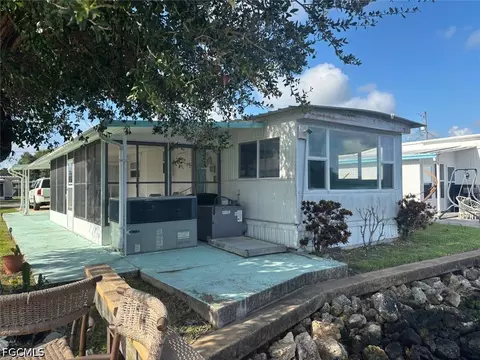 2012 S Olga Dr, Fort Myers, FL 33905