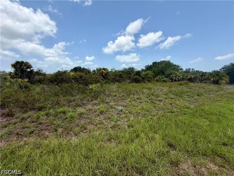 216 Moonlight Ln, Labelle, FL 33935 photo 3
