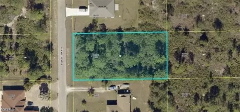 904 Poinsettia Ave, Lehigh Acres, FL 33972