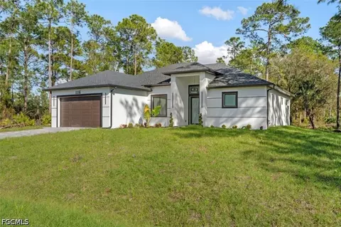 1116 8th Ave, Lehigh Acres, FL 33972