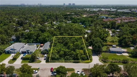 20190 Trailside Dr, Estero, FL 33928 photo 4