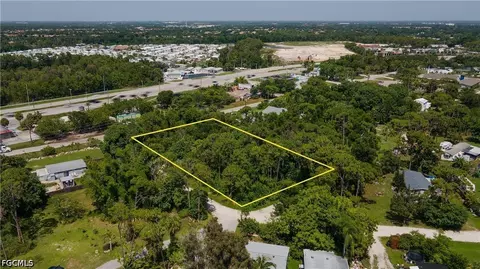 20190 Trailside Dr, Estero, FL 33928 photo 15