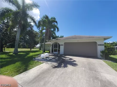 502 SW 26th Ter, Cape Coral, FL 33914
