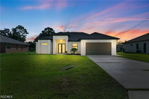 1824 Jacinto Ave, Lehigh Acres, FL 33972