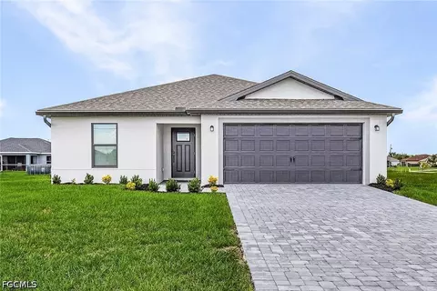 722 Goldrock Rd, Lehigh Acres, FL 33974