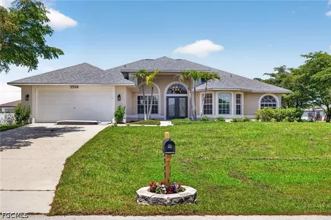 1702 SW 1st Ave, Cape Coral, FL 33991