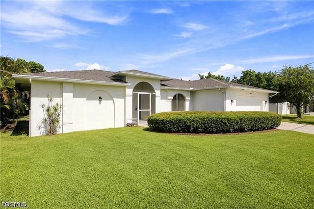 1508 SE 5th Ct, Cape Coral, FL 33990