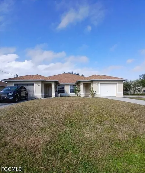 1617 SW 33rd Ter, Cape Coral, FL 33914