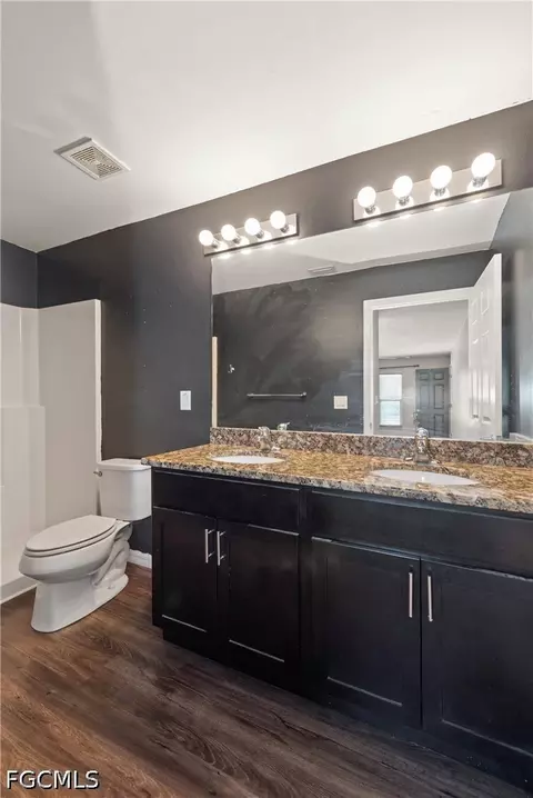 Bath - 8008 Spice Ct, Labelle, FL 33935 photo 1 of 2