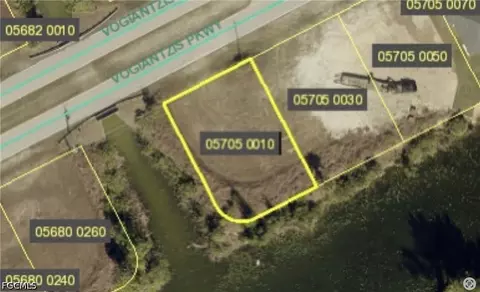 860 Vogiantzis Pkwy, Cape Coral, FL 33909