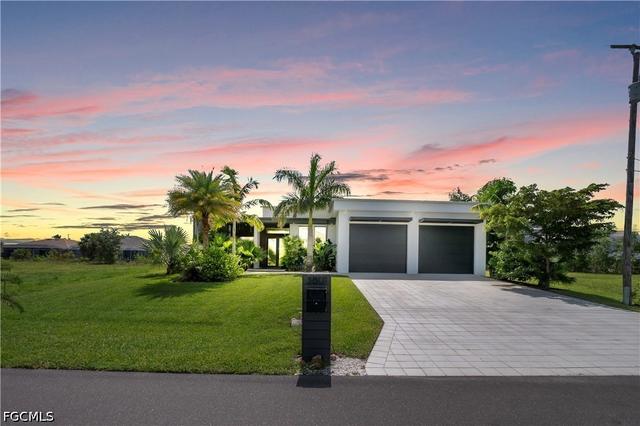 3801 SW 17th Pl, Cape Coral, FL 33914
