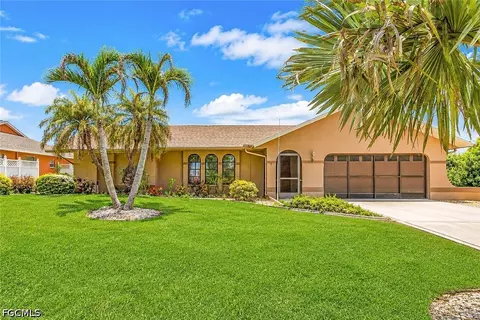 720 Chavers St, Lehigh Acres, FL 33974