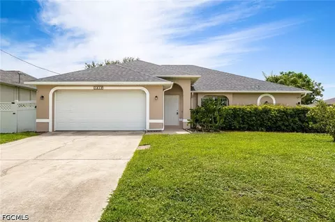 1418 SW 11th Pl, Cape Coral, FL 33991