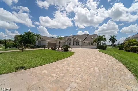 16918 Timberlakes Dr, Fort Myers, FL 33908