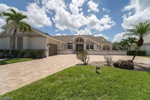 16918 Timberlakes Dr, Fort Myers, FL 33908