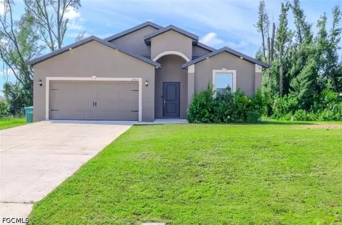 2902 NW 10th Ter, Cape Coral, FL 33993