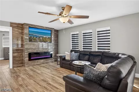 113 SE 41st St, Cape Coral, FL 33904