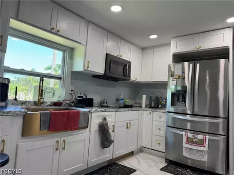 Kitchen - 3502 NW 7th St, Okeechobee, FL 34972 photo 1 of 5