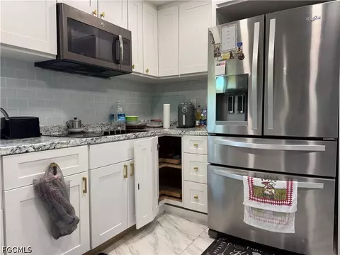 Kitchen - 3502 NW 7th St, Okeechobee, FL 34972 photo 3 of 5