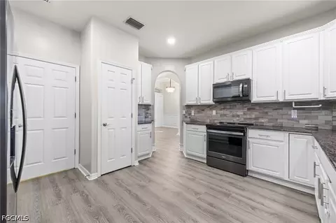 Entry Way - 3940 Ruxton Rd, Naples, FL 34116 photo 1 of 3