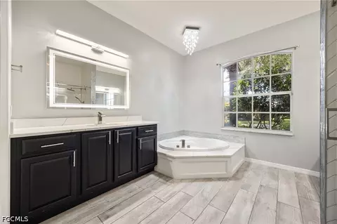 3940 Ruxton Rd, Naples, FL 34116 photo 13