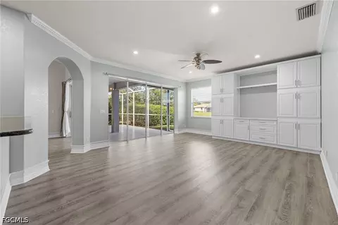 Living - 3940 Ruxton Rd, Naples, FL 34116 photo 10 of 11