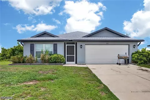 1139 NW 14th Ter, Cape Coral, FL 33993