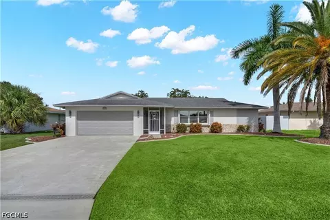 3722 SE 6th Ave, Cape Coral, FL 33904
