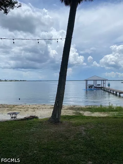 428 Lake June Rd, Lake Placid, FL 33852
