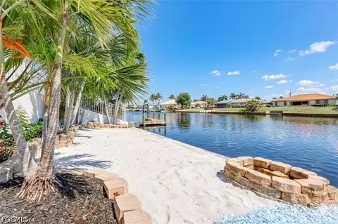 920 E Archer Pkwy, Cape Coral, FL 33904