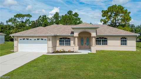 720 Zebu Pl, Fort Myers, FL 33913