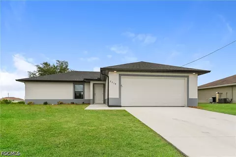 2714 25th St SW, Lehigh Acres, FL 33976