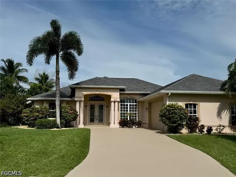 1824 NW 21st Pl, Cape Coral, FL 33993