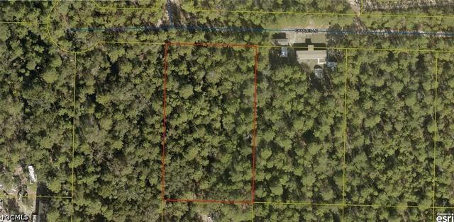 18 N 20-28056-019-0030 Charles Ln # -3, Defuniak Springs, FL 32433