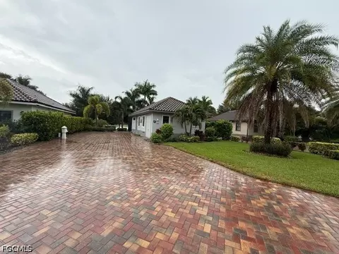 13607 Golden Palms Cir, Fort Myers, FL 33913