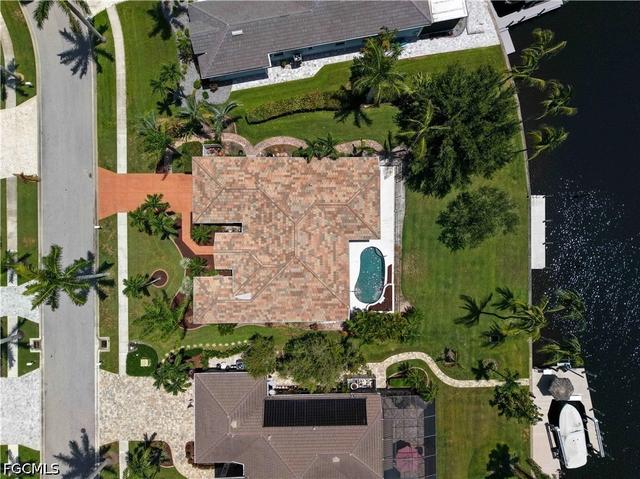 5514 Merlyn Ln, Cape Coral, FL 33914