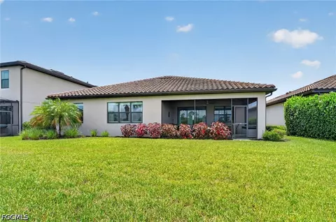 Exterior - 17624 Kinzie Ln, Estero, FL 33928 photo 7 of 10