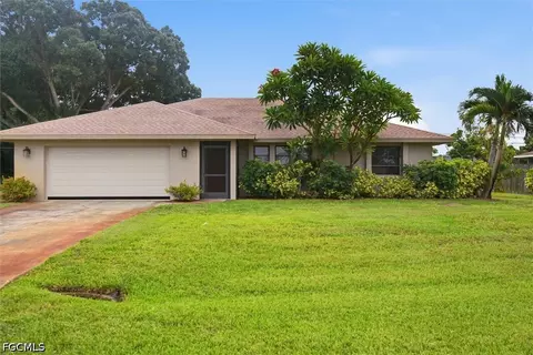 18155 Wood Dr, Fort Myers, FL 33967