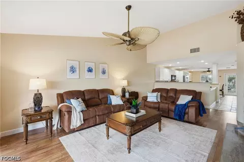 4206 SE 20th Pl #105, Cape Coral, FL 33904