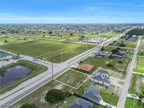 1229 Kismet Pkwy W, Cape Coral, FL 33993