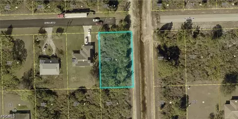 2901 56th St W, Lehigh Acres, FL 33971
