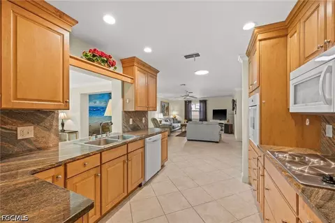 721 Canton Ave, Lehigh Acres, FL 33972