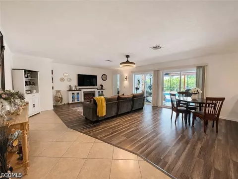 1631 SE 20th St, Cape Coral, FL 33990